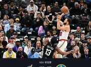 playace游戏-勇士内线防守力急需加强，赛绩受影响